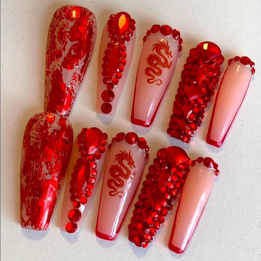 Press on nails